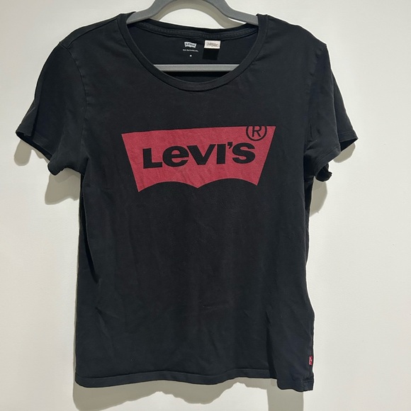Black Levi’s T-Shirt - Casual Tee - Picture 2 of 4